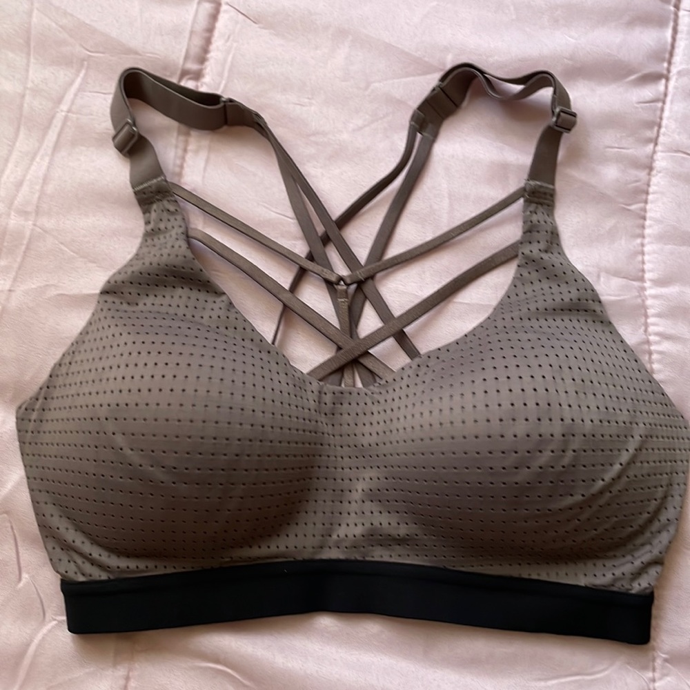 Victoria’s Secret VSX Sport Bra
